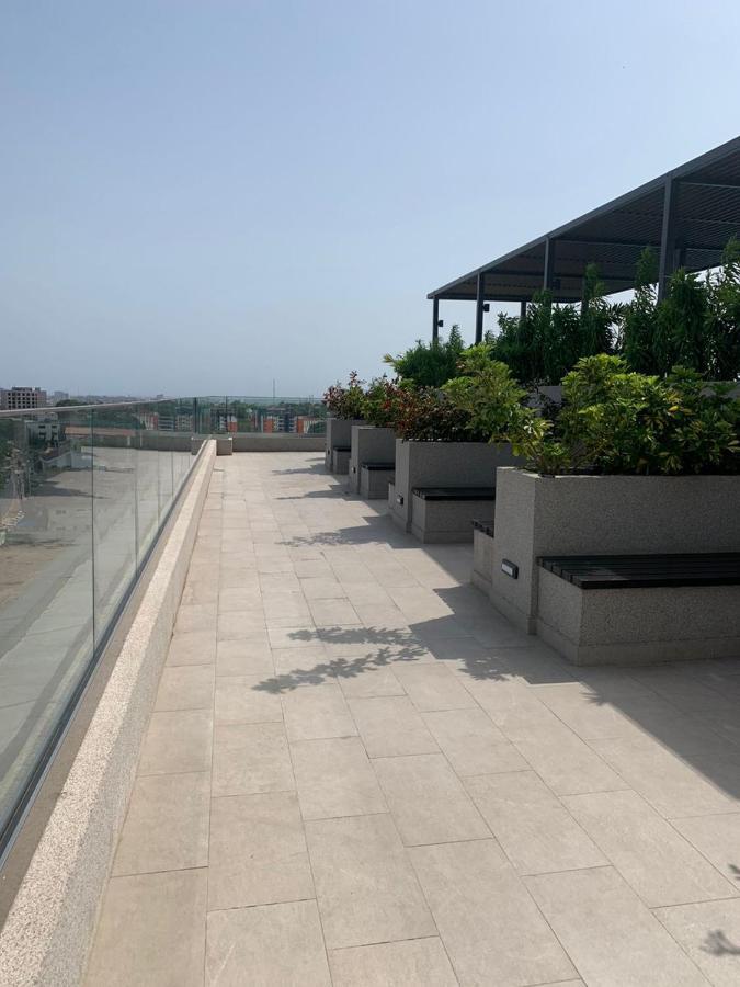 Rt Properties @ The Lennox Airport Residential Accra Exterior foto