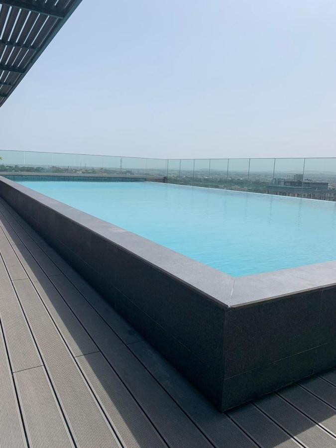 Rt Properties @ The Lennox Airport Residential Accra Exterior foto