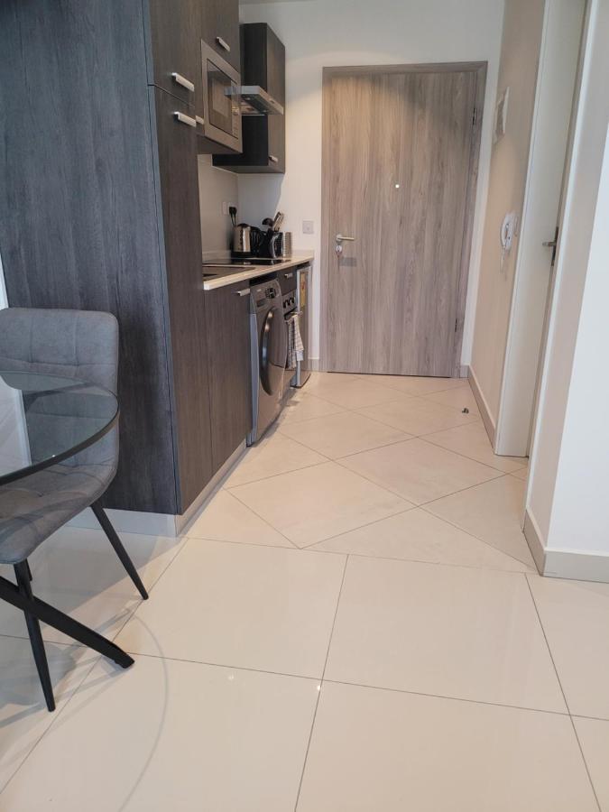 Rt Properties @ The Lennox Airport Residential Accra Exterior foto